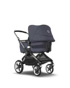 Bugaboo Fox 3 Navicella E Passeggino Telaio Graphite, Tessuti E Cappottina Stormy Blue 7 Bugaboo Fox 3 Navicella E Passeggino Telaio Graphite, Tessuti E Cappottina Stormy Blue -Bambini Prodotti Negozio 3bb8cb8a xz 000000000000689086 02