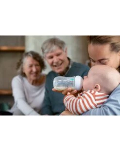 Biberon Natural Con Tettarella A Risposta Naturale E Valvola Airfree Decorazione Orsetto Da 260 Ml 1m+ | Senza Bpa - Philips Avent -Bambini Prodotti Negozio 6259f683 xz 1352005 2